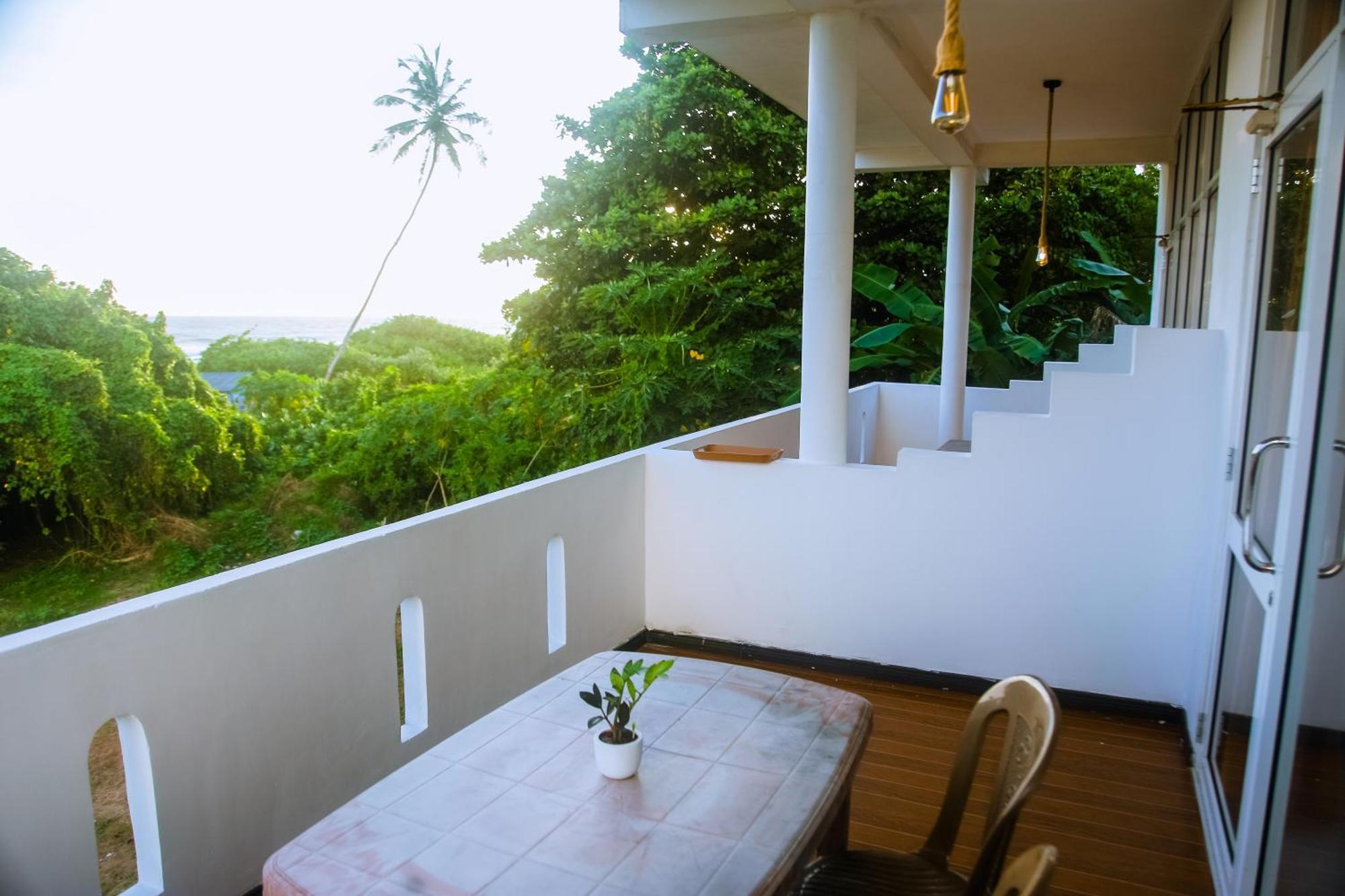 Mirissa Turtle Point Guest 호텔 외부 사진